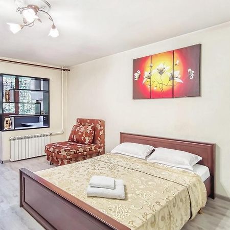 Апартаменты 10-Й Микрорайон, 5А Almati Kültér fotó