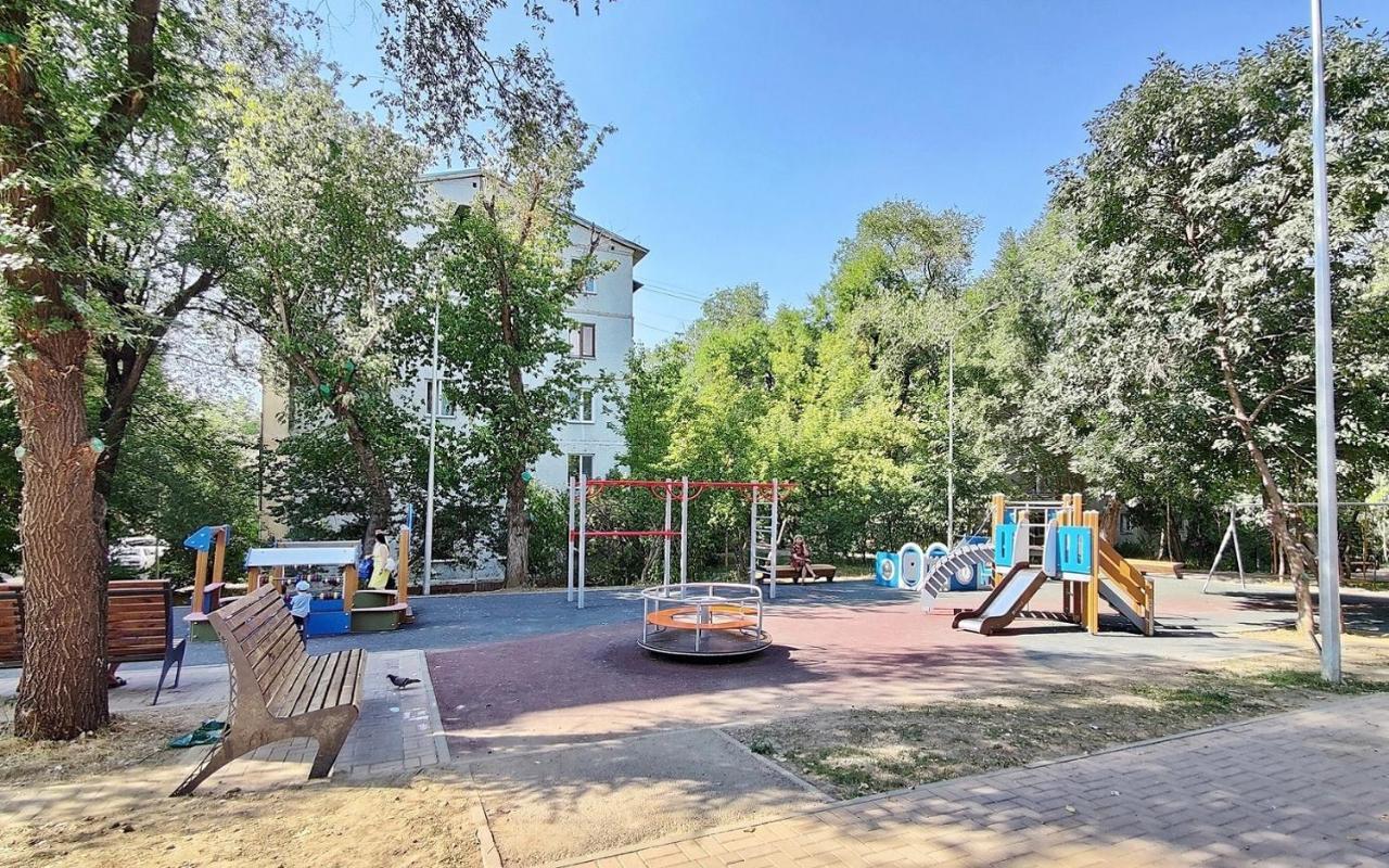 Апартаменты 10-Й Микрорайон, 5А Almati Kültér fotó